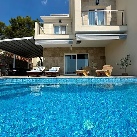 Bohosol House וילה